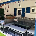 Maison De Maitre Avec Grande Terrasse Au Centre-ville Villa