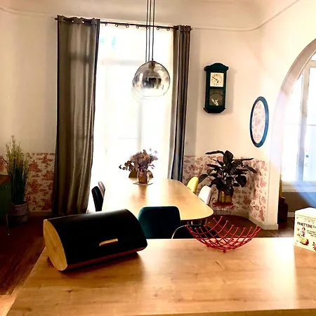 Вилла Maison De Maitre Avec Grande Terrasse Au Centre-ville